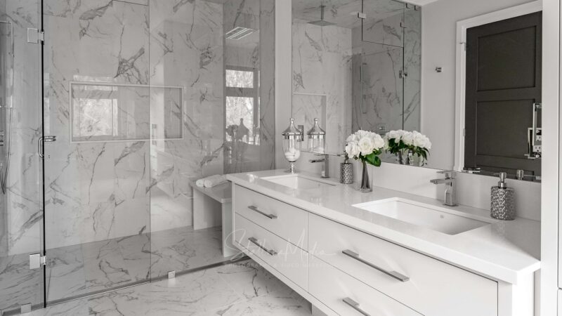 Tips to Create a Luxurious Master Bathroom