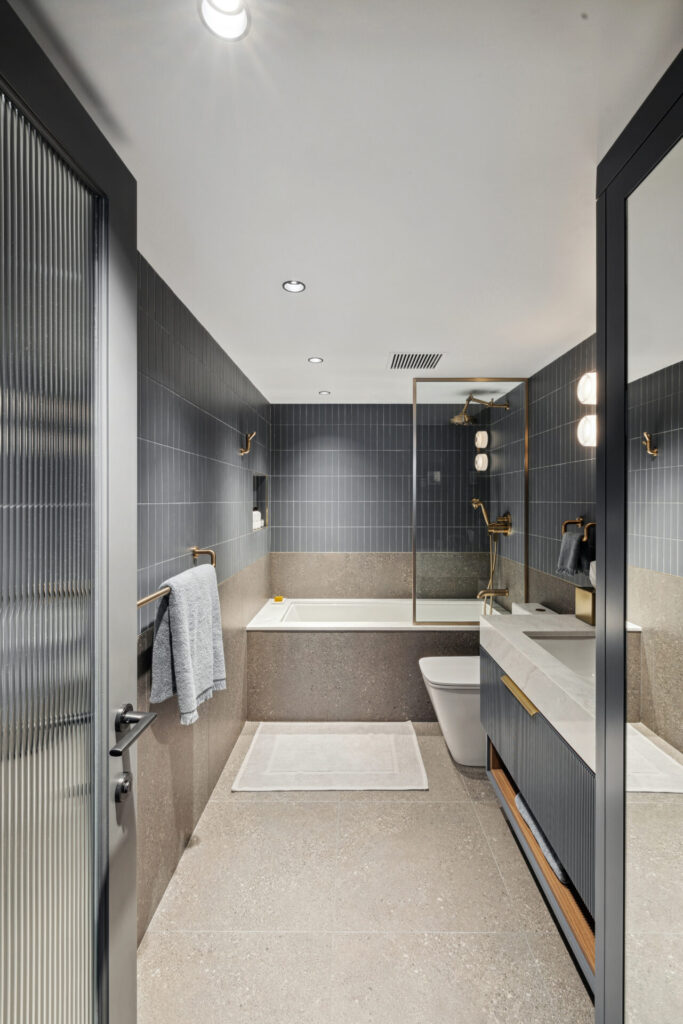 Bathroom Elegance: Top Trends in Toronto for 2024